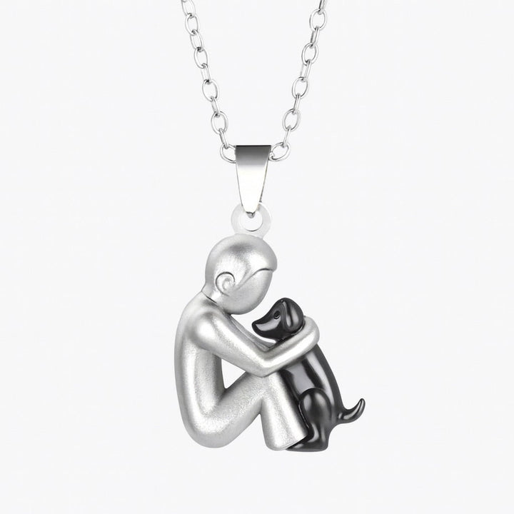 NICOLE - Hug Pendant Necklace
